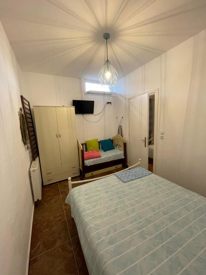 Maria Apartments 네아 카르발리 외부 사진