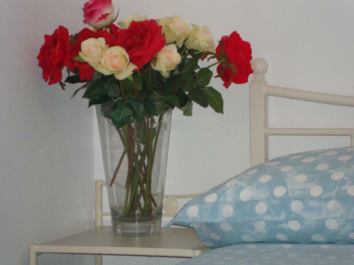 Maria Apartments 네아 카르발리 외부 사진