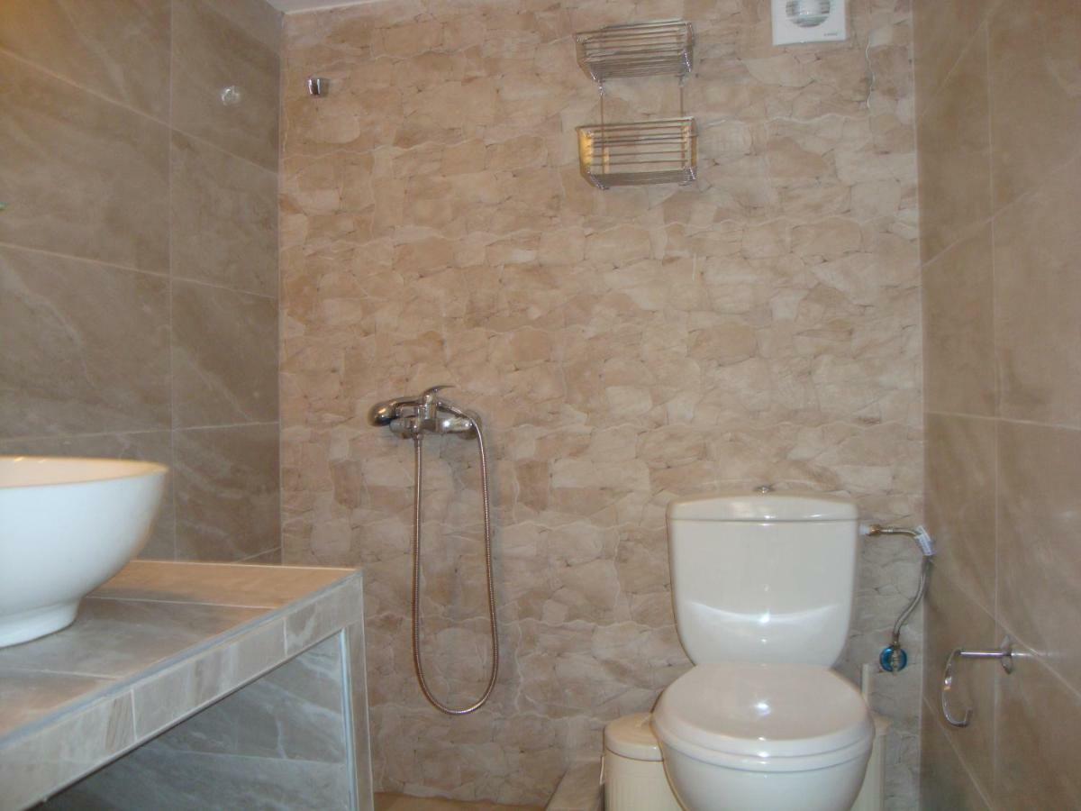 Maria Apartments 네아 카르발리 외부 사진
