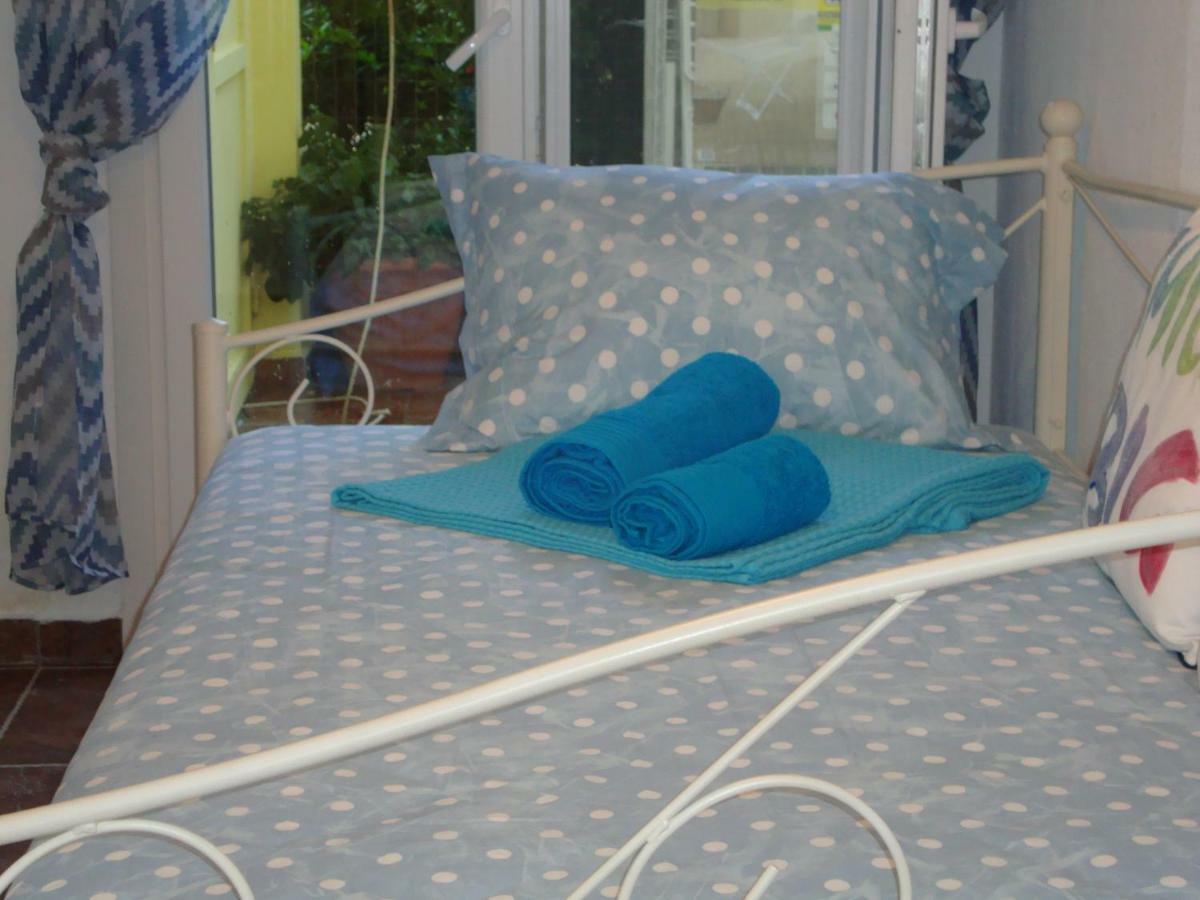 Maria Apartments 네아 카르발리 외부 사진