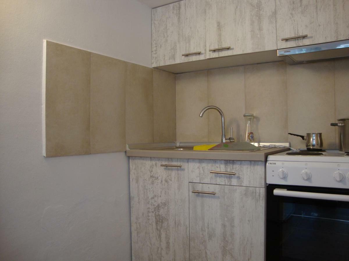 Maria Apartments 네아 카르발리 외부 사진