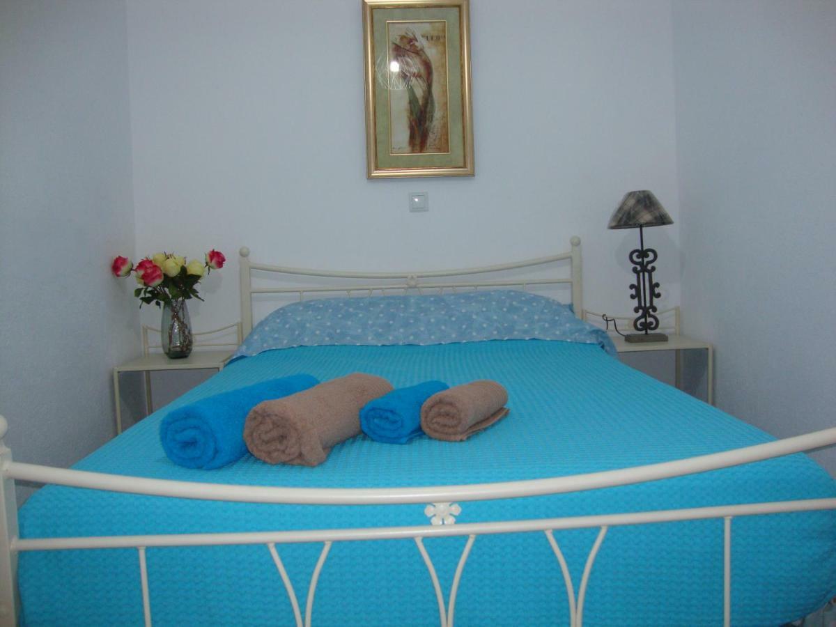 Maria Apartments 네아 카르발리 외부 사진
