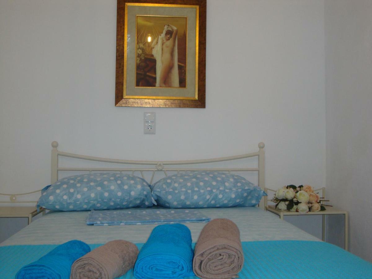 Maria Apartments 네아 카르발리 외부 사진