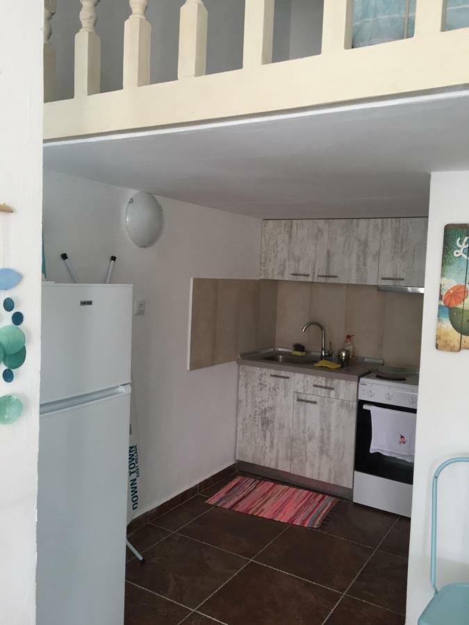 Maria Apartments 네아 카르발리 외부 사진